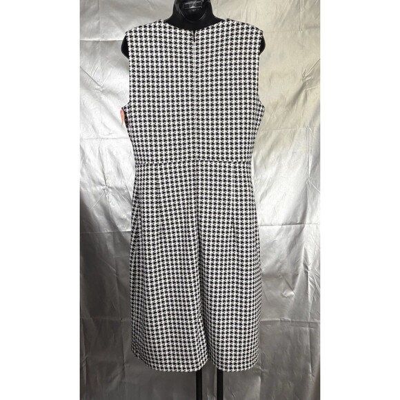 Lands End Women’s Size 12 Sleeveless Red Keyhole Polkadot Dress NWT - Picture 8 of 15